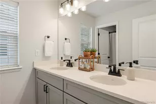 7140 S Vandriver Way, Aurora, CO 80016 - Photo 20