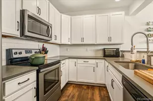 23492 E Chenango Pl, Aurora, CO 80016 - Photo 8
