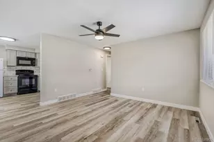 370 Dayton St, Aurora, CO 80010 - Photo 20