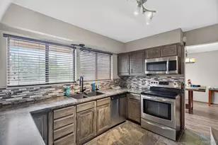 190 Encino Dr, Pueblo, CO 81005 - Photo 2