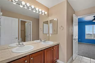24871 E Ontario Dr, Aurora, CO 80016 - Photo 32