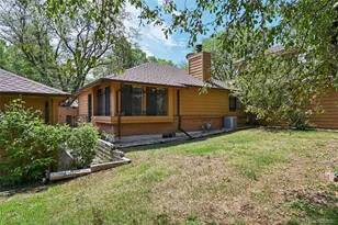82 S Eagle Cir, Aurora, CO 80012 - Photo 2