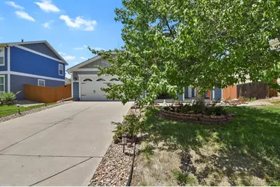 826 Willow Drive, Brighton, CO 80603 - Photo 2