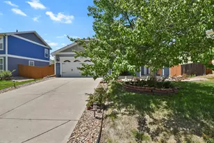 826 Willow Dr, Brighton, CO 80603 - Photo 2