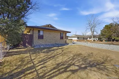 43 Lansing Street, Aurora, CO 80010 - Photo 4