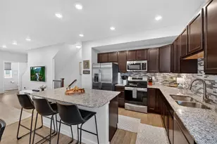 2855 S Fox Ct, Englewood, CO 80110 - Photo 10