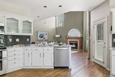4426 S Andes Way, Aurora, CO 80015 - Photo 8