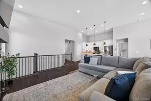 27200 E Davies Pl, Aurora, CO 80016 - Photo 8