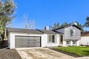 4618 Fontana Wy, Denver, CO 80239 - Photo 2