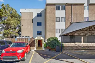 384 S Ironton St, Aurora, CO 80012 - Photo 4