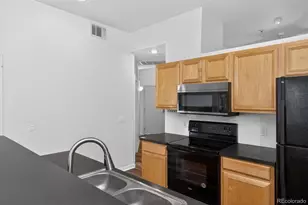 15475 Andrews Dr, Denver, CO 80239 - Photo 8