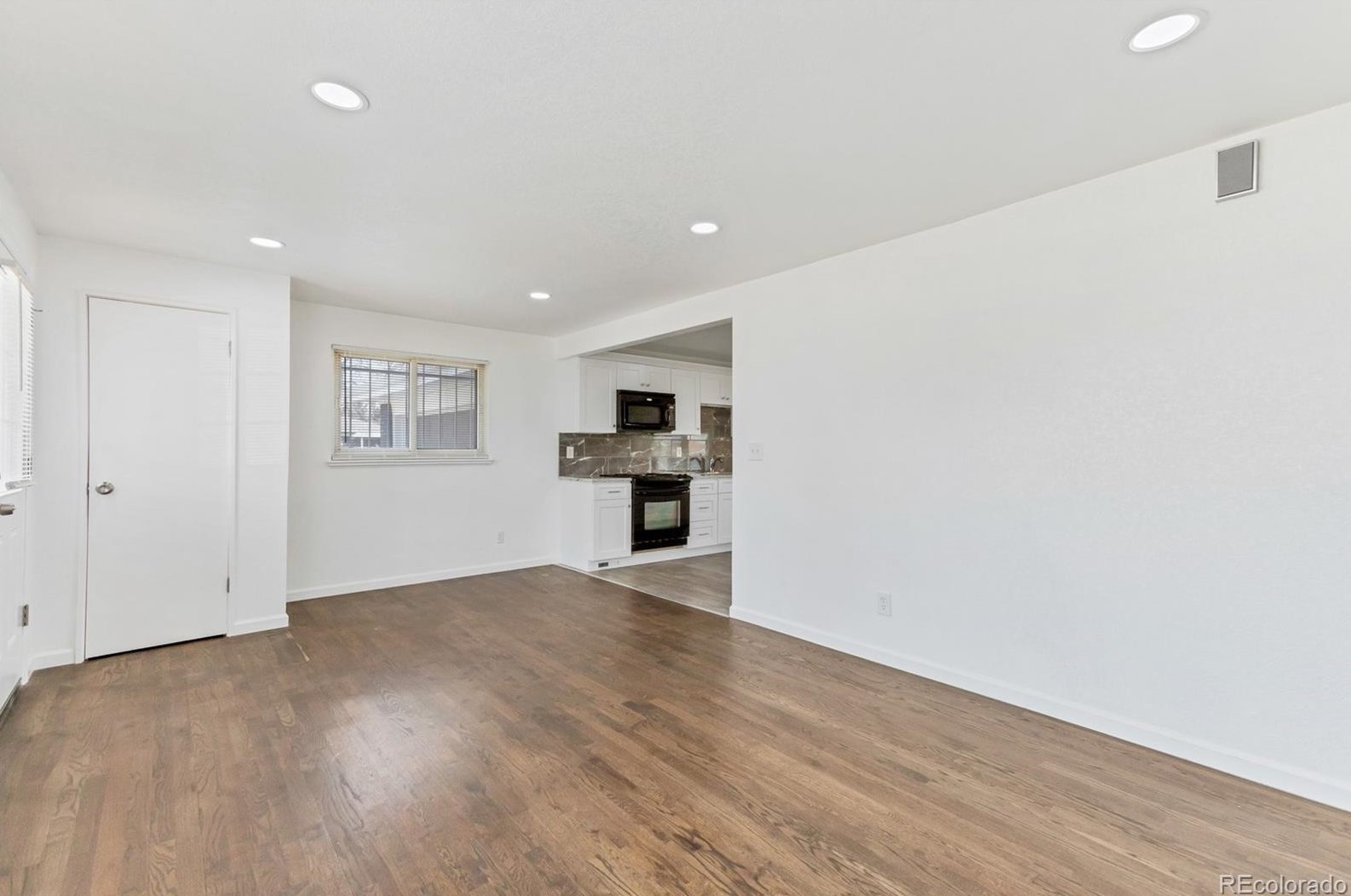 3090 Worchester St, Denver CO  80011-2025 exterior