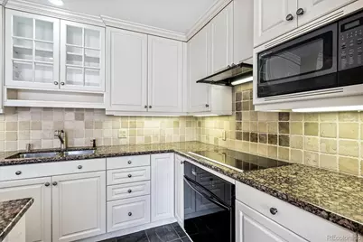 400 E 3rd Avenue #403, Denver, CO 80203 - Photo 10