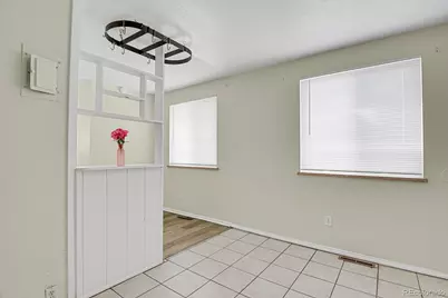 412 Dayton Street, Aurora, CO 80010 - Photo 8