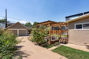 2959 S Delaware St, Englewood, CO 80110 - Photo 32