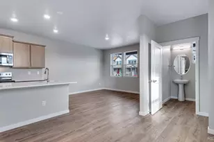 22524 E 6th Pl, Aurora, CO 80018 - Photo 16