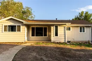 1219 Cumberland St, Colorado Springs, CO 80907 - Photo 1