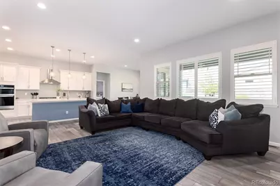 6807 S Riverwood Way, Aurora, CO 80016 - Photo 8