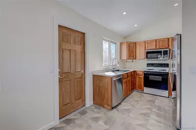 18284 E Layton Place, Aurora, CO 80015 - Photo 8