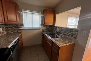 1932 Dallas St, Aurora, CO 80010 - Photo 8