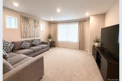 26356 E Byers Place, Aurora, CO 80018 - Photo 12