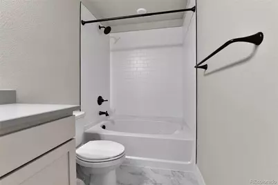 4924 N Picadilly Court, Aurora, CO 80019 - Photo 38