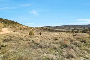 282 Gcr 19, Kremmling, CO 80459 - Photo 2