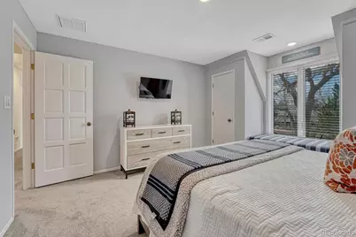 5751 Oak Creek Lane, Greenwood Village, CO 80121 - Photo 36