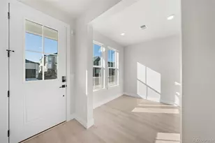 7313 Goldbloom Ln, Littleton, CO 80125 - Photo 8