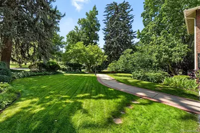 5525 E 17th Avenue Parkway, Denver, CO 80220 - Photo 2