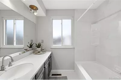 1402 E Long Place, Centennial, CO 80122 - Photo 12