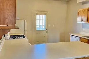 408 N Pikes Peak Ave, Florence, CO 81226 - Photo 6