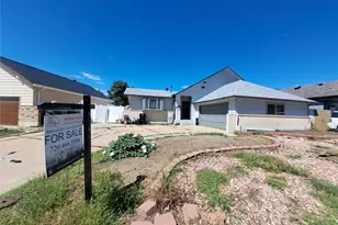 4571 Abilene St, Denver, CO 80239 - Photo 1