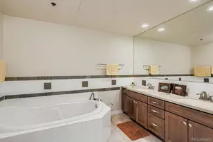 1499 Blake St, Denver, CO 80202 - Photo 22