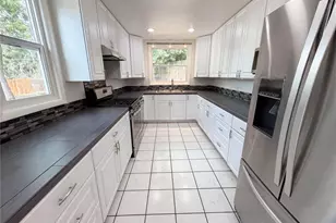 519 N Gilbert St, Castle Rock, CO 80104 - Photo 2