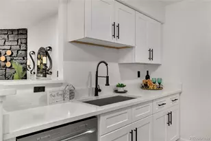 10150 E Virginia, Denver, CO 80247 - Photo 8