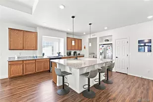 58 S Oak Hill Ct, Aurora, CO 80018 - Photo 6