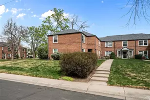 2828 Jasmine St, Denver, CO 80207 - Photo 2