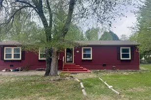705 San Juan Ave, Saguache, CO 81149 - Photo 2