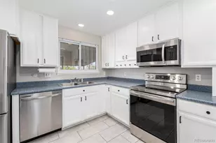 1211 W 102nd Pl, Northglenn, CO 80260 - Photo 6