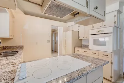 3701 S Peach Way, Denver, CO 80237 - Photo 14