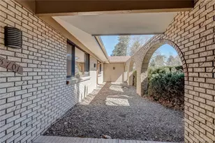 3701 S Peach Way, Denver, CO 80237 - Photo 4