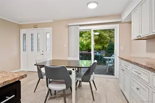 7433 W Cedar Cir, Lakewood, CO 80226 - Photo 8