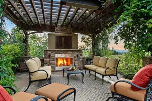 10370 Grande Vista Ct, Lone Tree, CO 80124 - Photo 4
