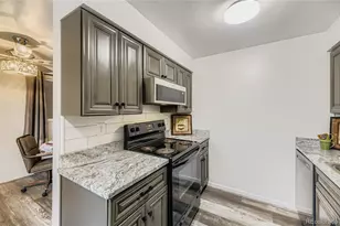 2986 W Union Ave, Englewood, CO 80110 - Photo 8