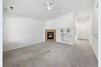 8219 S Winnipeg Court, Aurora, CO 80016 - Photo 10