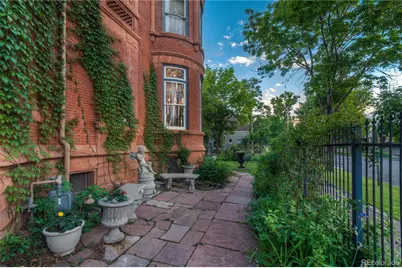 2555 W 37th Avenue, Denver, CO 80211 - Photo 2