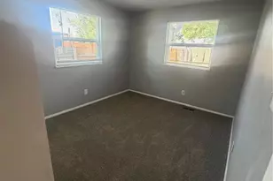 5559 Potomac Way, Denver, CO 80239 - Photo 12