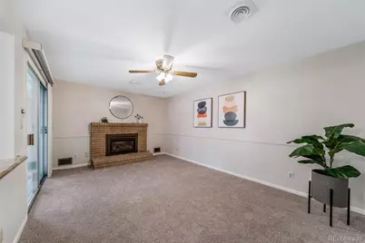 341 Newark Street, Aurora, CO 80010 - Photo 12