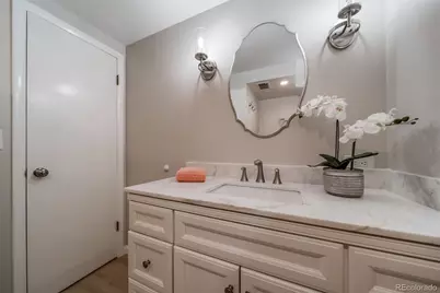 341 Newark Street, Aurora, CO 80010 - Photo 32